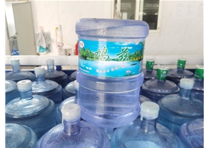鸠兹纯净水